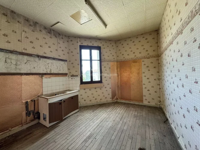 Former Café De la Gare – Liffol-Le-Grand – Ideal for Investors photo 5