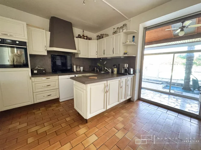 Property in France photo 4