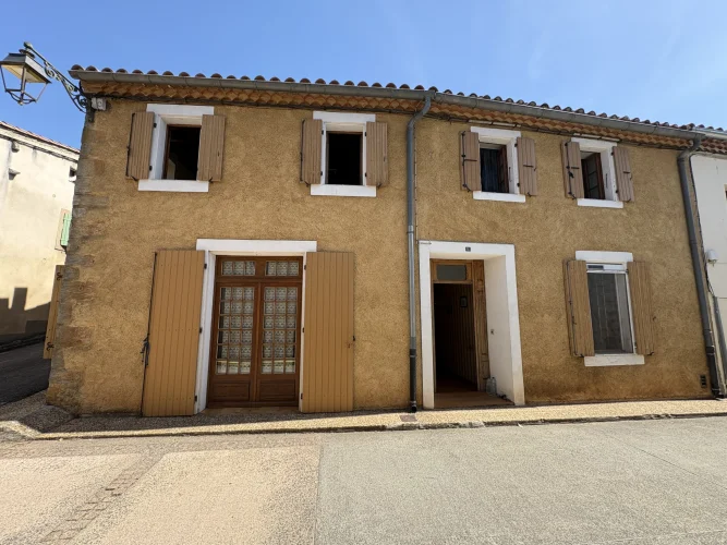 Arques - Character Property Complex of Approximately 260 sqm