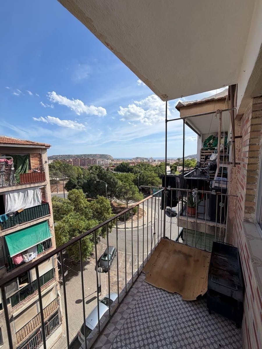 Flat for sale in Alicante / Alacant city, Alicante photo 3