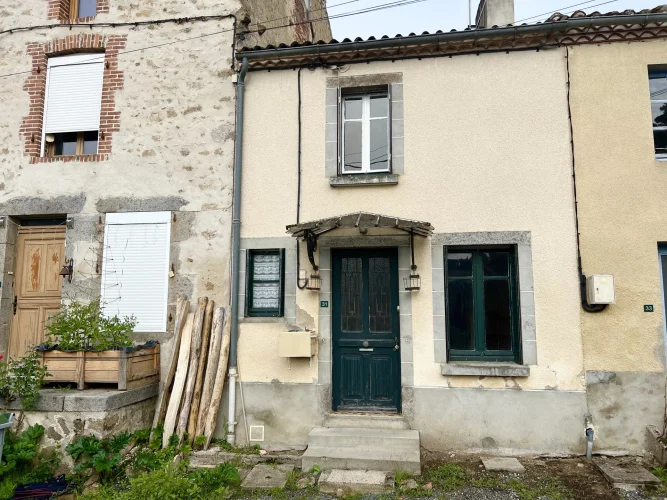 One or Two Bedroom Terrace House with Garden