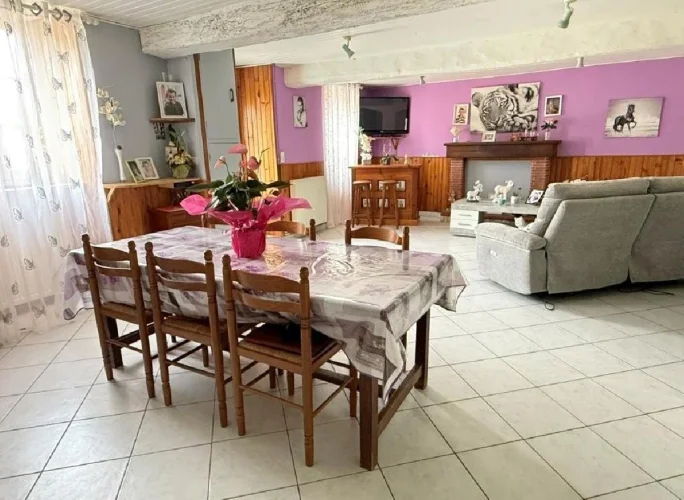 3 Bed House for Sale in Villefagnan photo 5