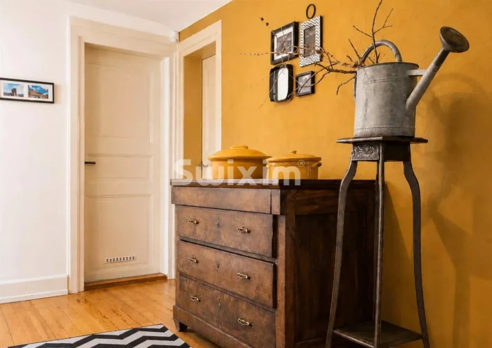 Three-Room Apartment, Three Bedrooms, Attic and Covered Parking