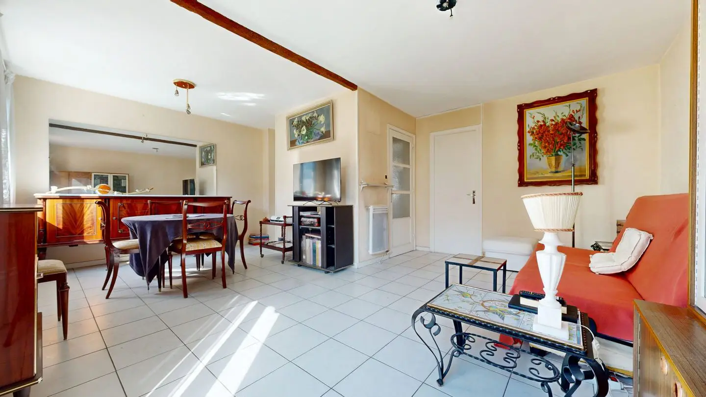 Apartment for sale in Villeurbanne — 2 bedrooms, 67 m² photo 4