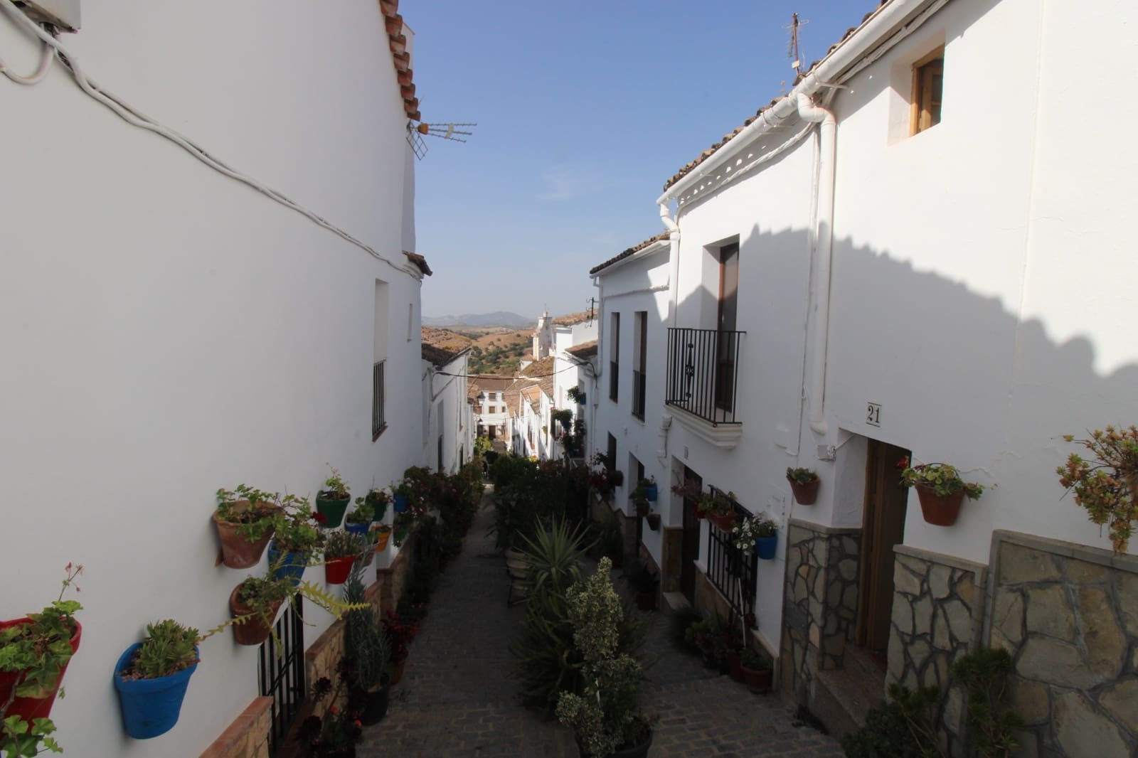 Townhouse for sale in El Gastor, Cádiz photo 3