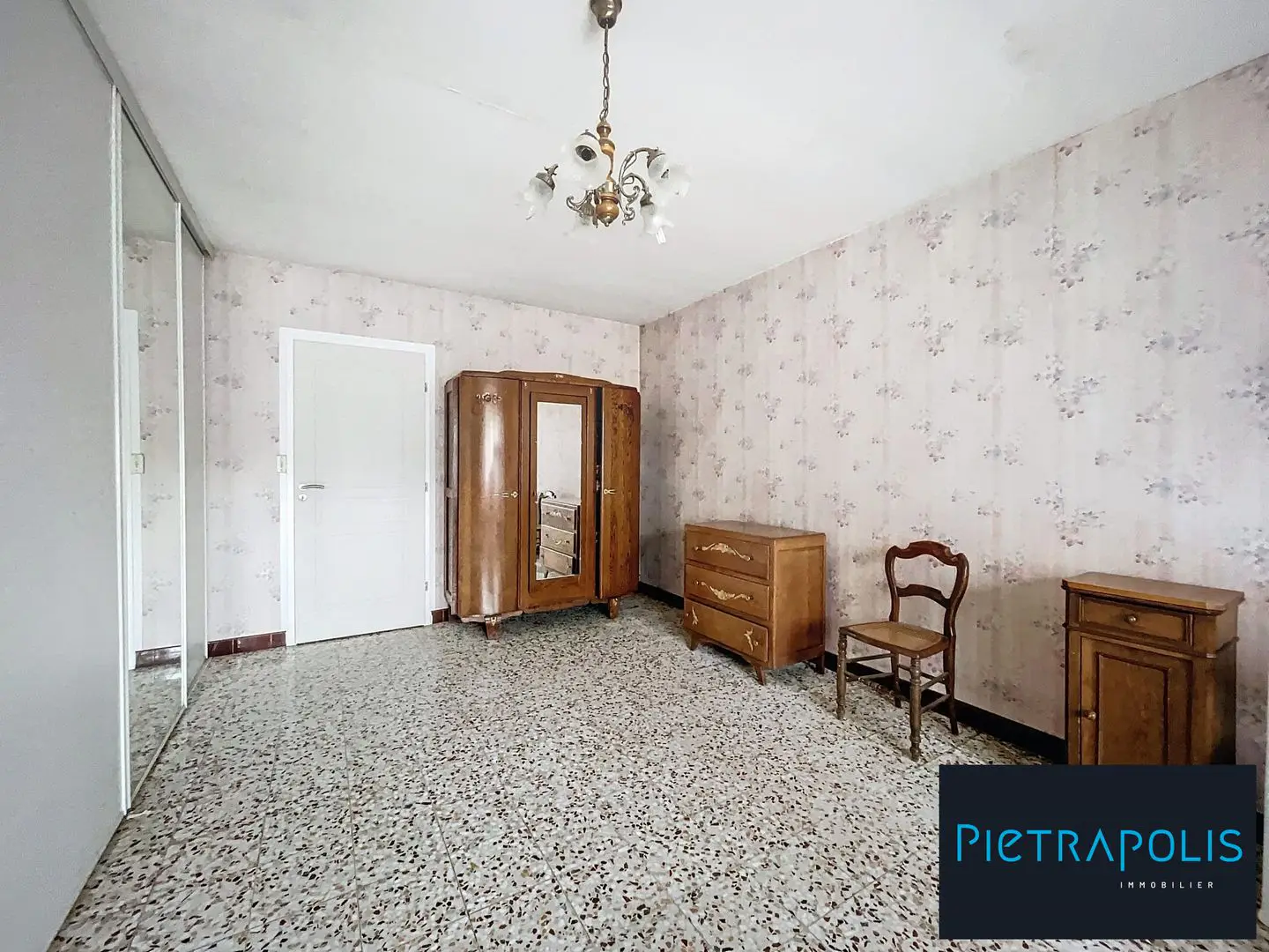 House for sale in Richebourg — 3 bedrooms, 151 m² photo 5
