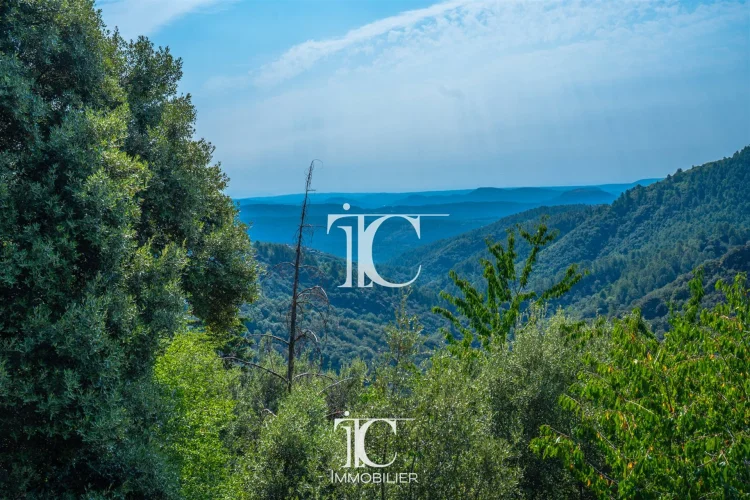 18Th-Century Stone Farmhouse to Renovate – 122 sqm of Living Space – 522 sqm of Land – Panoramic Views of the Cévennes photo 2