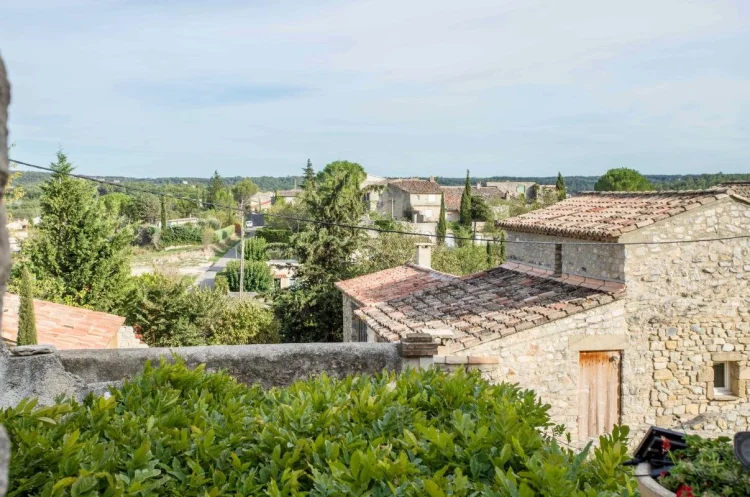 Stone Village House, 100 m² with Courtyard and Terrace with Views – Sought-after Village in the Uzès photo 2