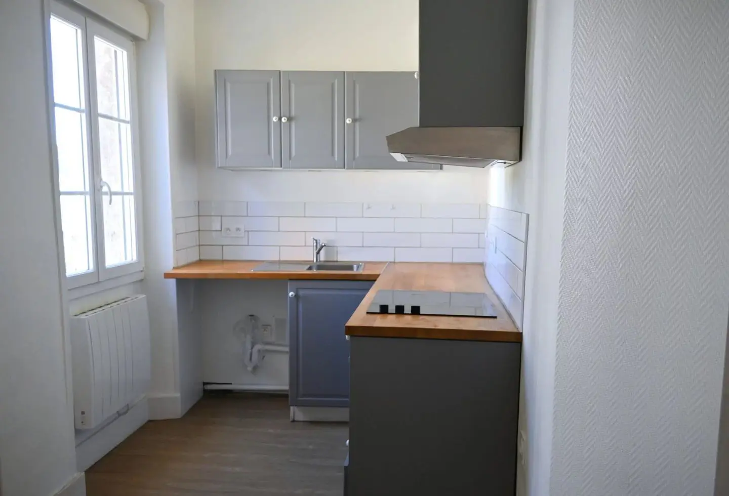Apartment for sale in Bagnoles De L Orne — 2 bedrooms, 71 m² photo 3
