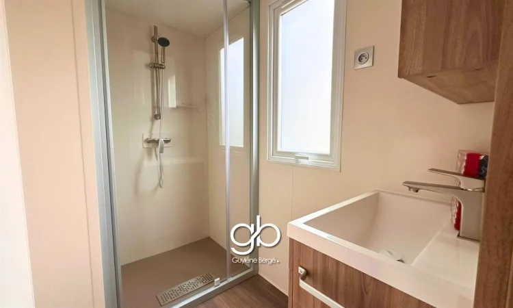 Secondary Residence in Vias Beach with 3 Bedrooms, Covered Terrace, and Air Conditioning from €65,000 photo 5