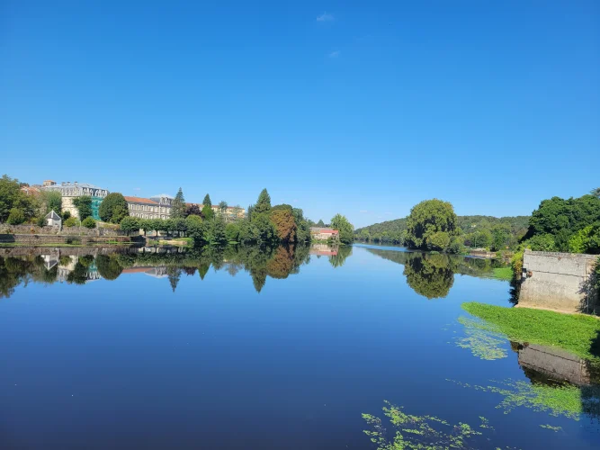 Incredible 2bed Apartment with River and Courtyard Views photo 3