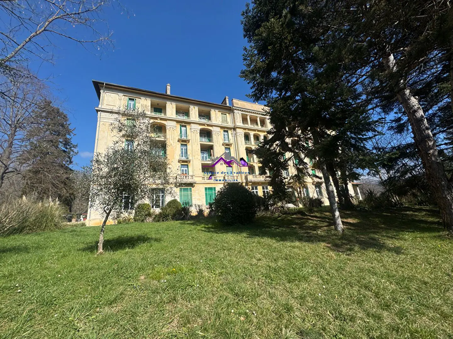 Apartment for sale in Sospel — 1 bedroom, 25 m²