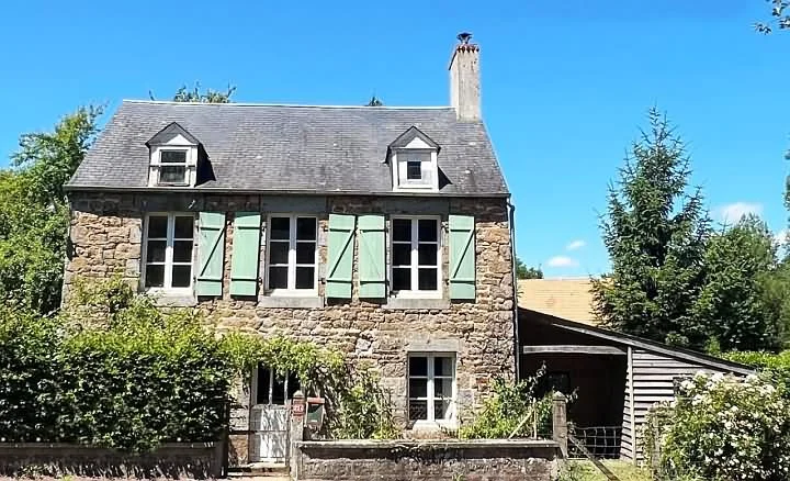 3 Bed Stone House for Sale Near Tréprel