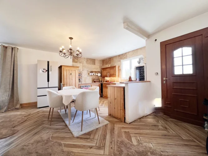 Quiet House on a 2000 m² Plot photo 3