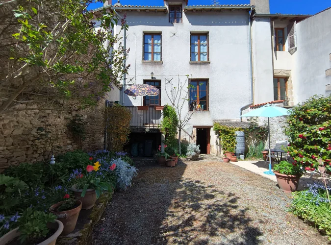 Haute-Vienne Near Bellac - Village House, 3 Bedrooms, Parking