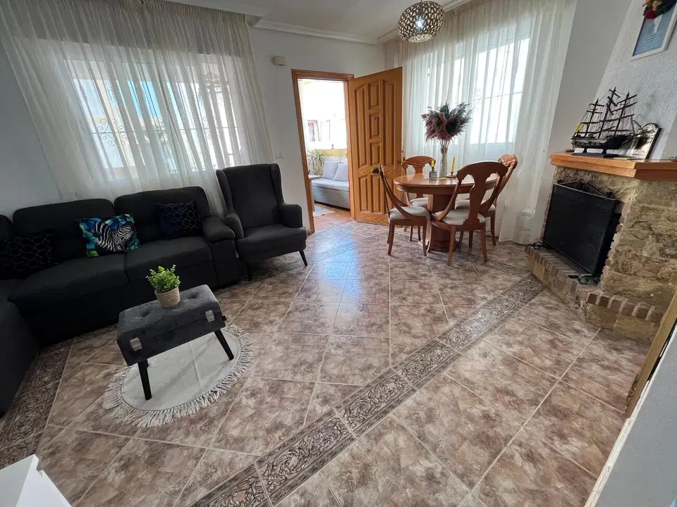 Town house in Torrevieja, Alicante province photo 3