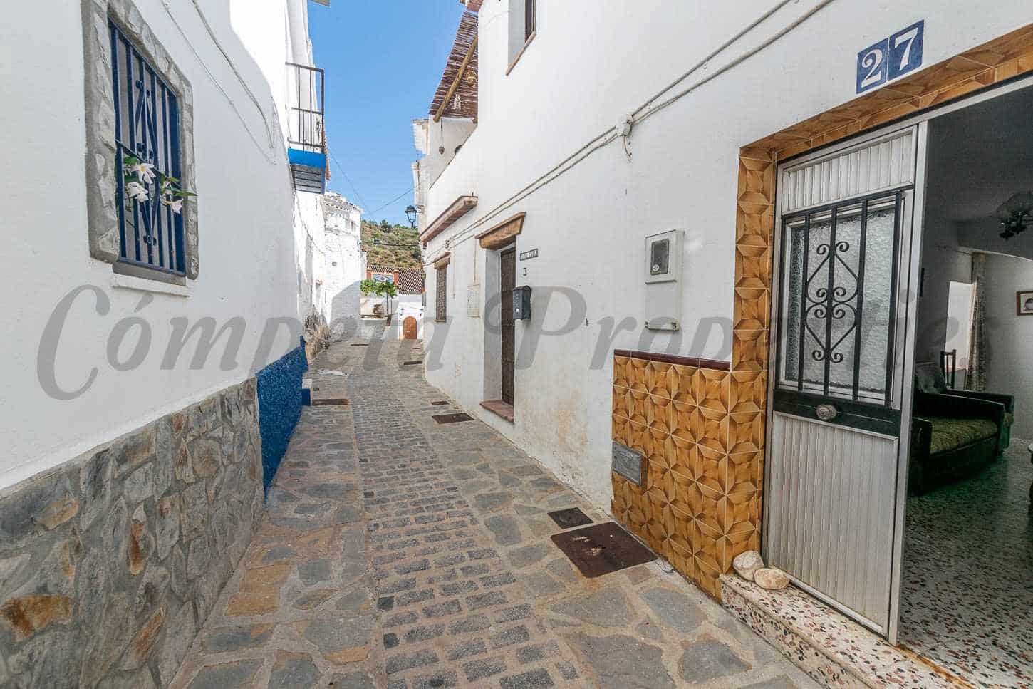 Townhouse for sale in Salares, Málaga