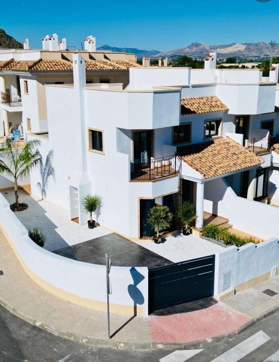 Apartment for sale in Cox, Alicante photo 5