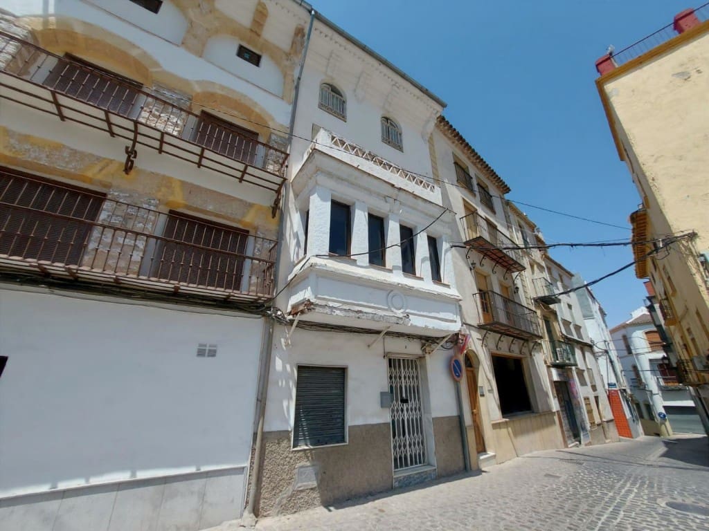 Townhouse for sale in Martos, Jaén photo 4