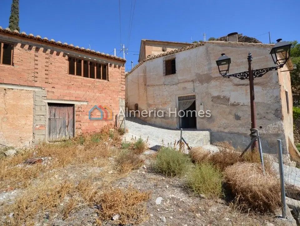 Almeria Homes photo 4