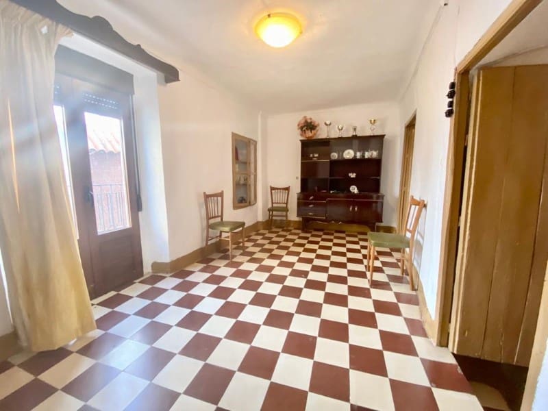 Townhouse for sale in Alhama de Granada, Granada photo 2