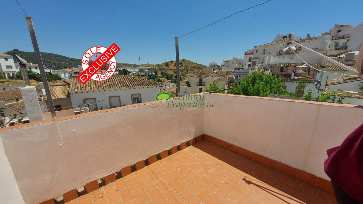 Townhouse for sale in Sedella, Málaga