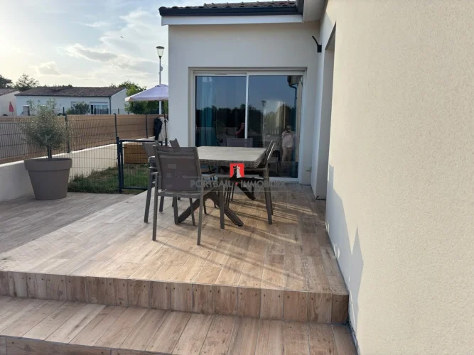 House for Sale in Cavignac photo 3