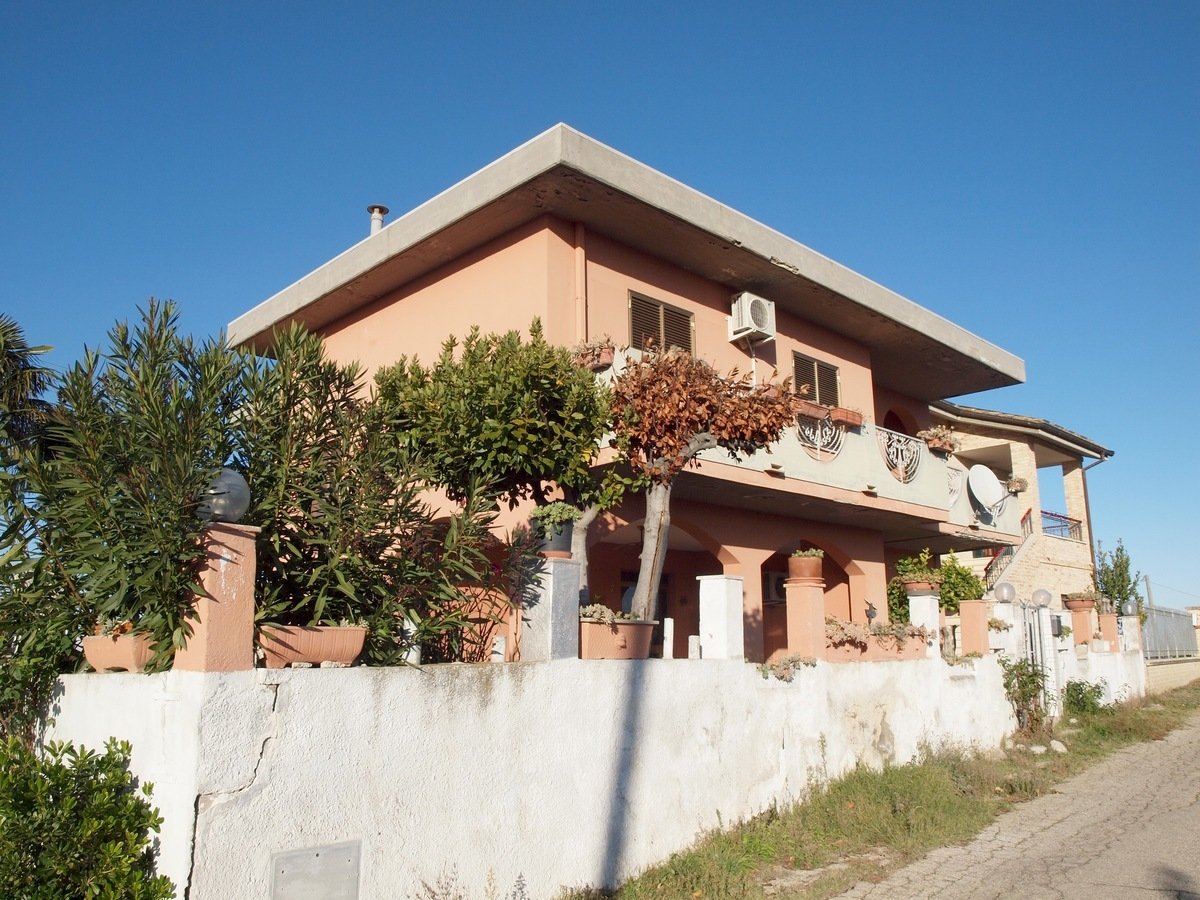 Property in Atri photo 4