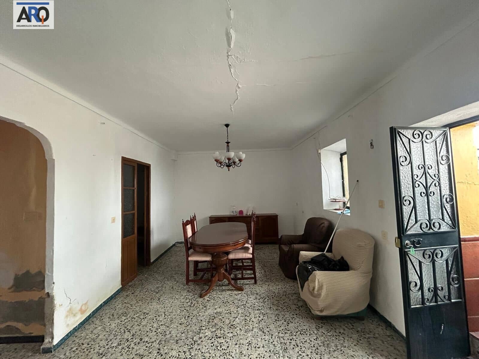 Townhouse for sale in Benaoján, Málaga photo 2
