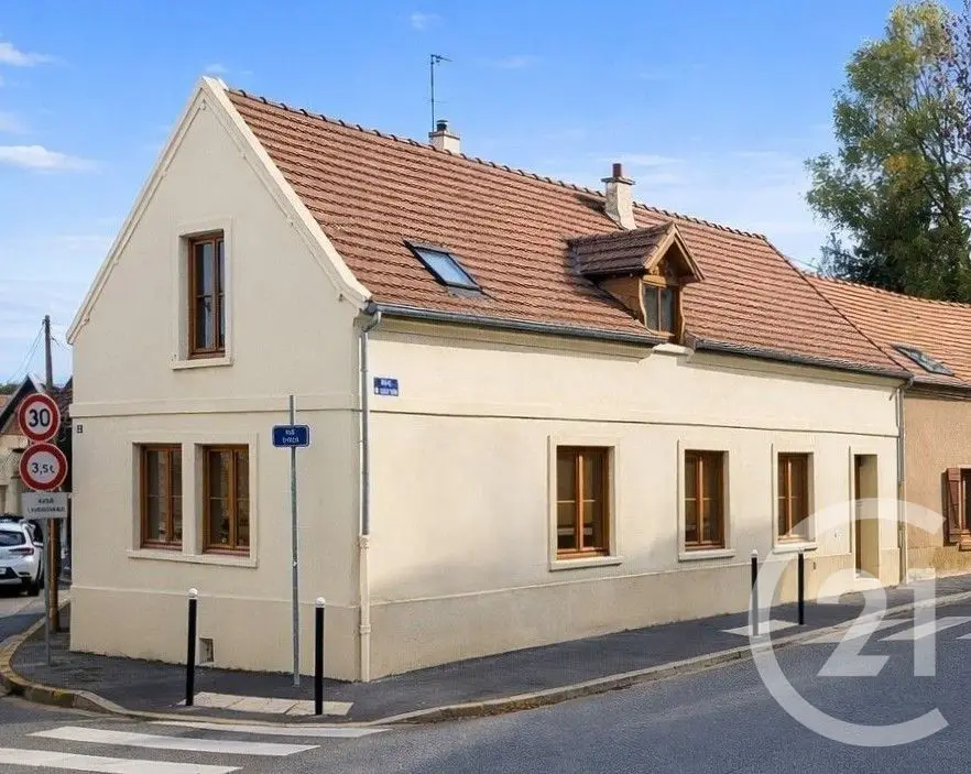House for sale in Neuilly-en-Thelle — 2 bedrooms, 97 m²