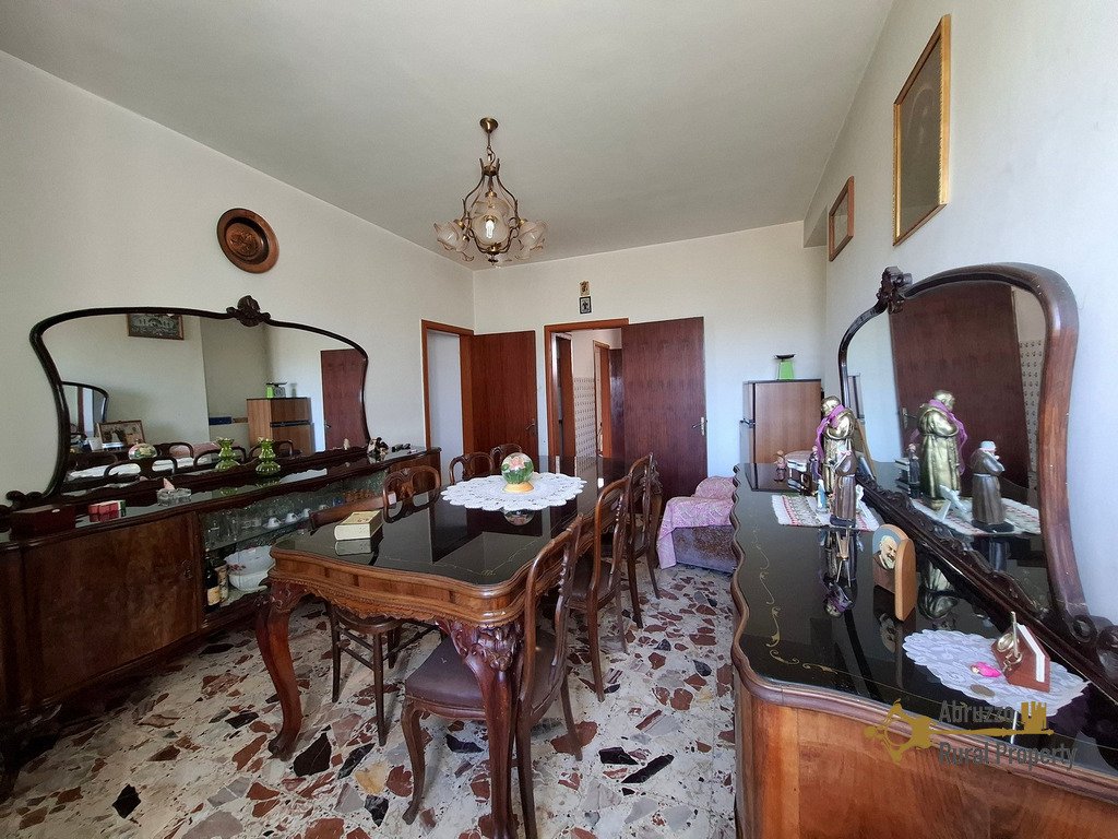 Property in Belmonte Del Sannio