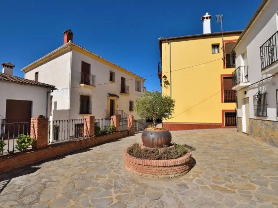 Terraced house in Farajan, Malaga photo 2