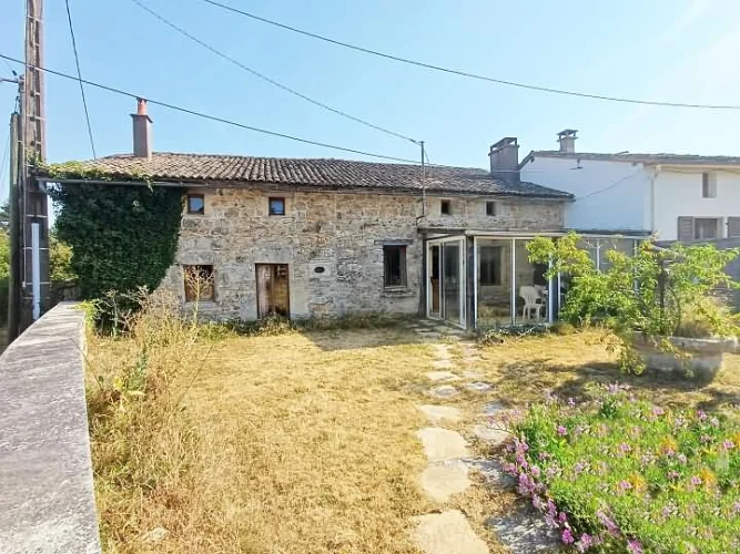 Semi-Detached Stone and Tiled Property(120 sqm) Renovated in 2005, Situated in a Hamlet, in the