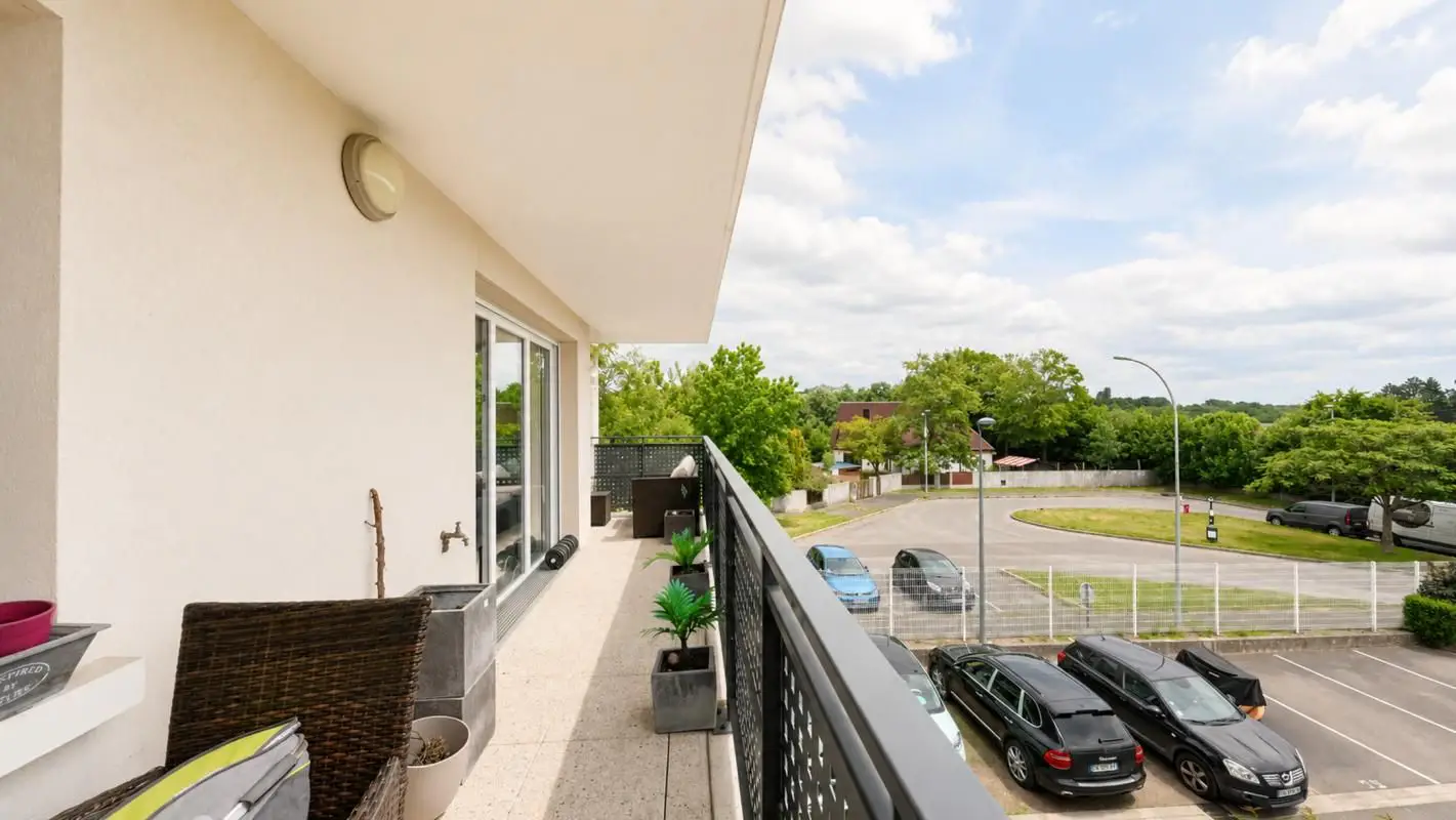 Apartment for sale in Chennevières-sur-Marne — 2 bedrooms, 64 m² photo 5