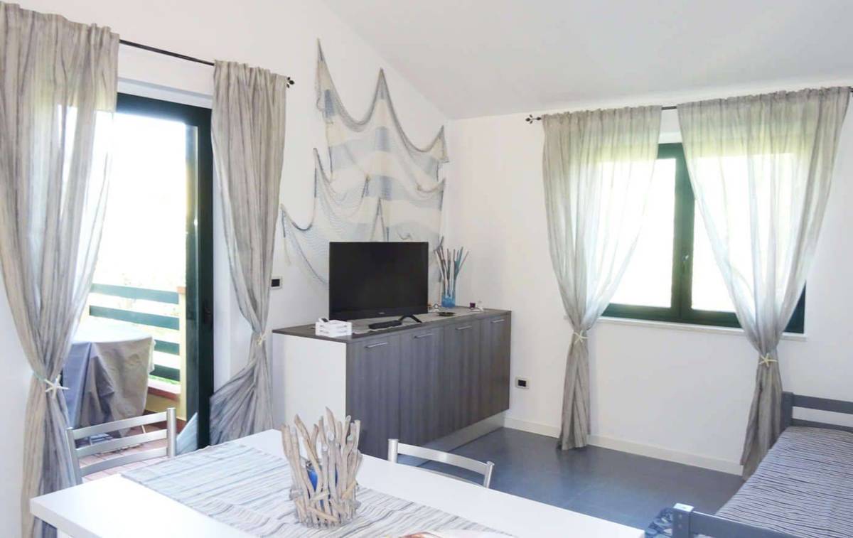 Property in Sant Andrea Apostolo Dello Ionio photo 5