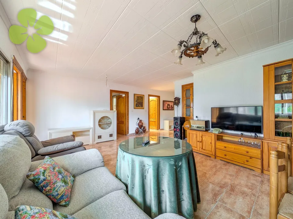 Clover Estates photo 5