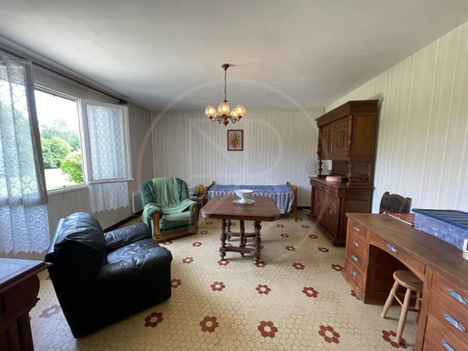 Former Farmhouse and Family Home on Vver 7 Hectares photo 2