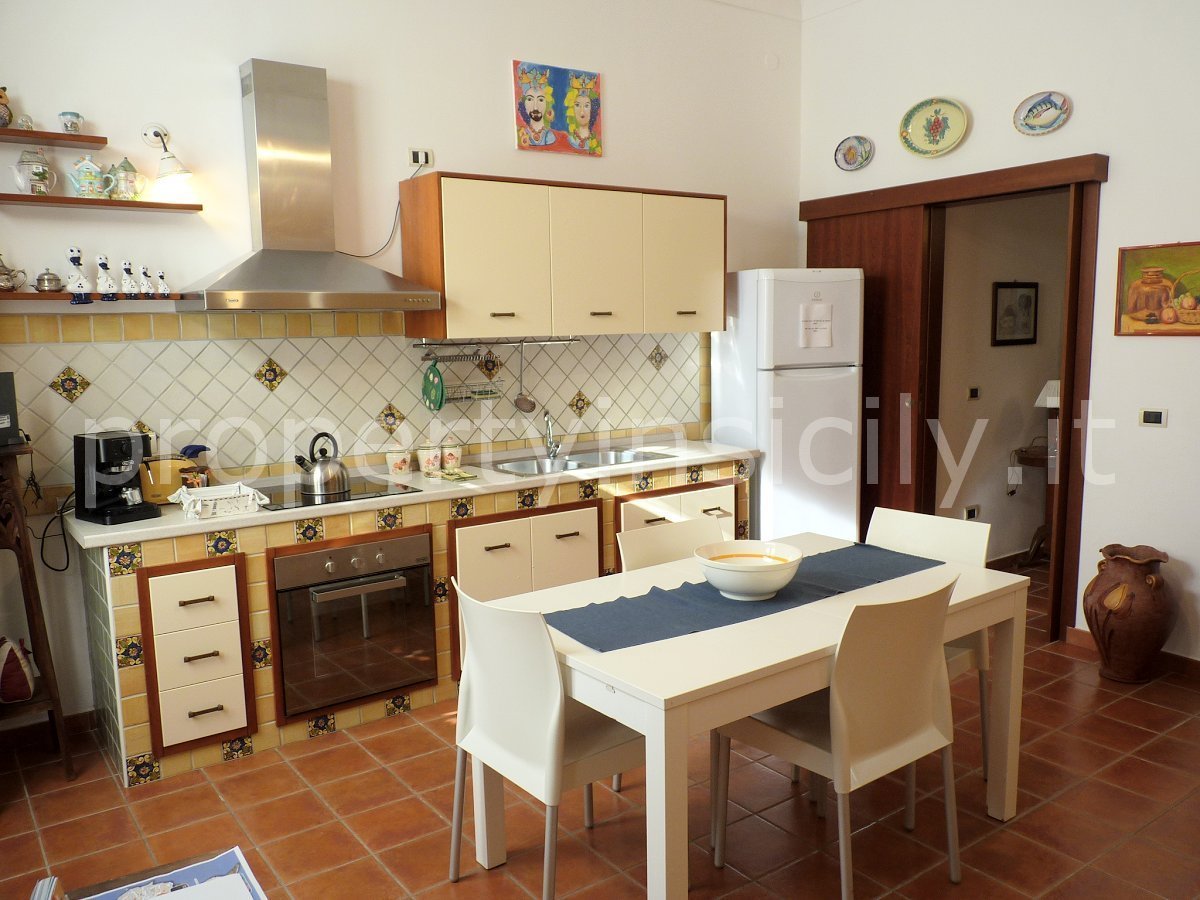 1 bedroom historic apartment, 54 m² Syracuse, Syracuse (province)