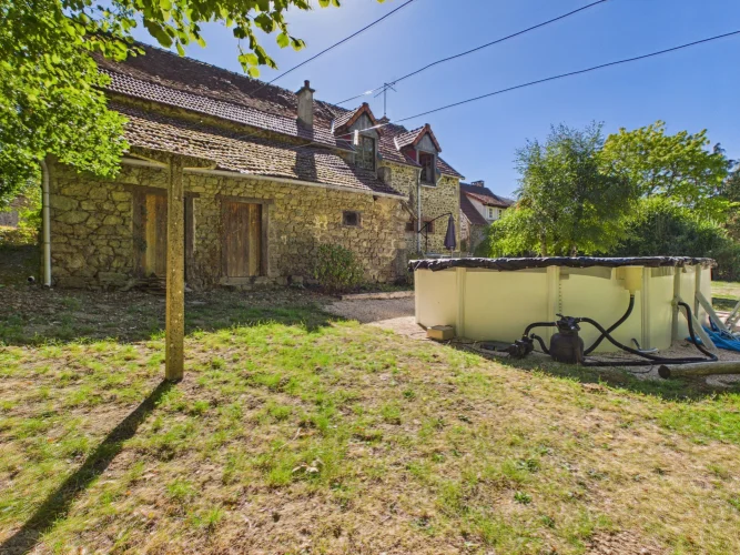 A House in the Creuse Region at the End of the Road photo 4