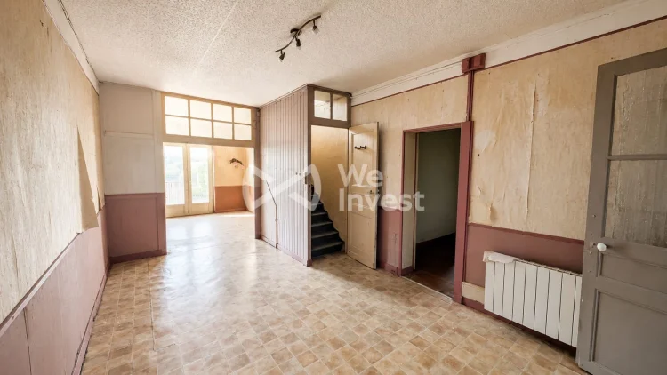 House to Renovate with Great Potential, Right in the Heart of Teloché photo 2