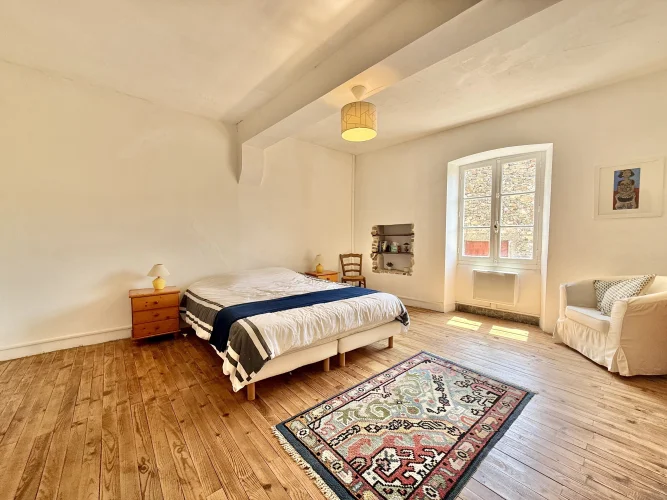 Charming Character 2 Bedroom, 2 Bathroom Village House photo 4