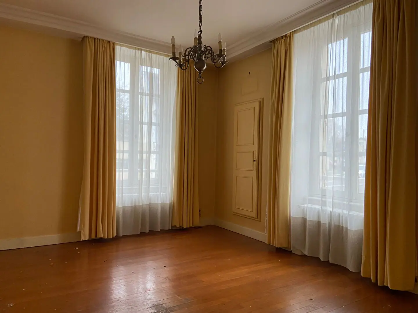 House for sale in Nevers — 4 bedrooms, 260 m² photo 5