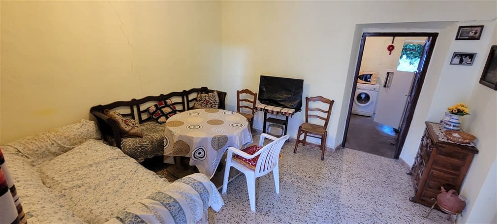 Townhouse for sale in Madroñera, Cáceres photo 2