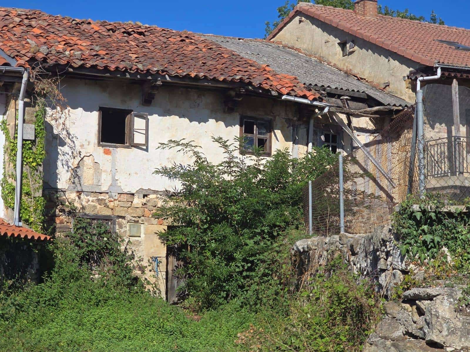 Townhouse for sale in Campoo de Yuso, Cantabria