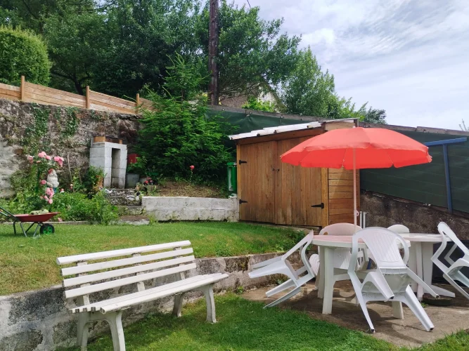 Atypical House with Garden, Village Centre of Guémené-Sur-Scorff photo 2