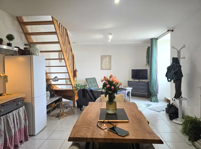 Two-Unit Rental Property in in Verteuil-Sur-Charente photo 4