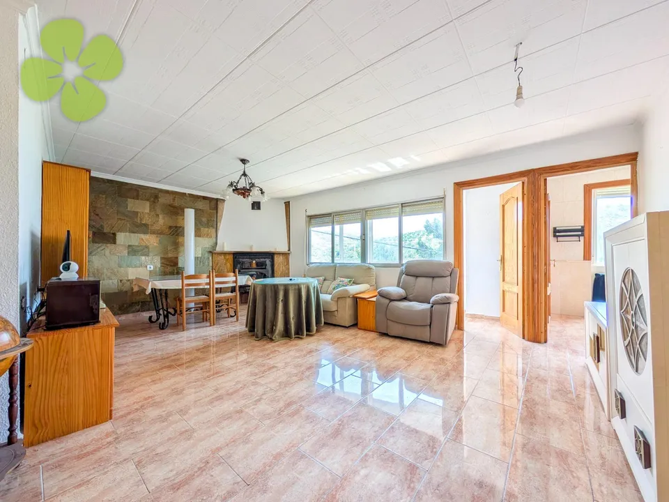 Clover Estates photo 3