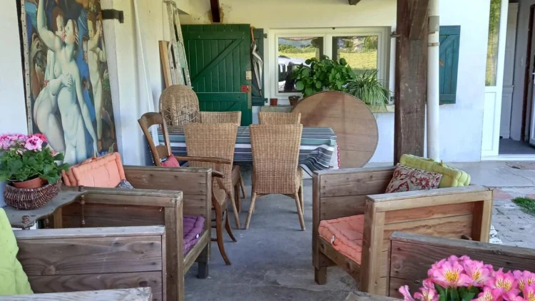 Charming House with a Bedroom on the Ground Floor photo 2