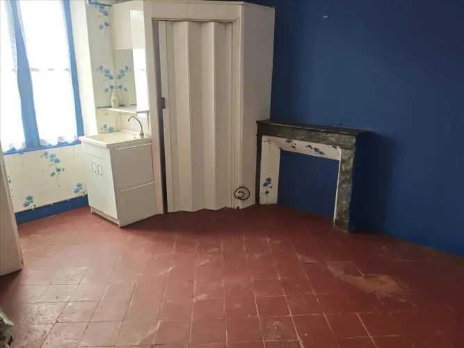 House to Renovate photo 5