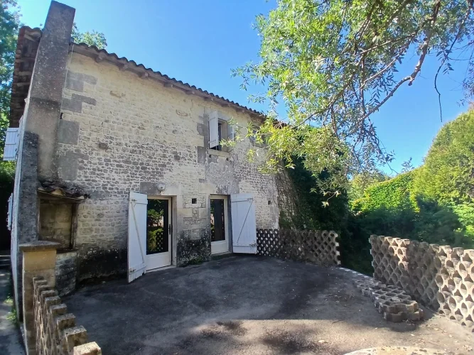 Charming Former Mill, only 2 km to Amenities